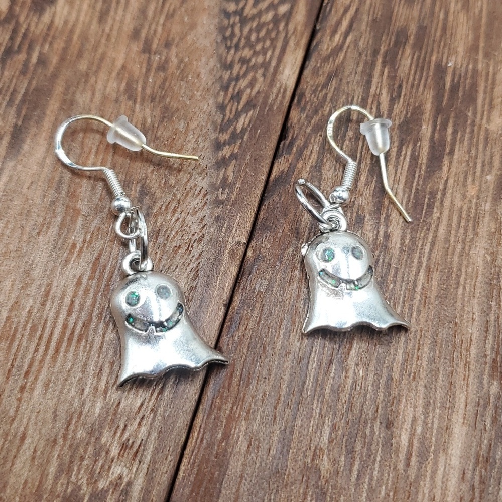 E964‎ nwt cute spooky ghost nwt earrings sterling